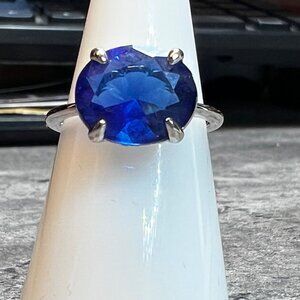 Ring Bomb Party Ring,  size 7, Blue stone silver color band